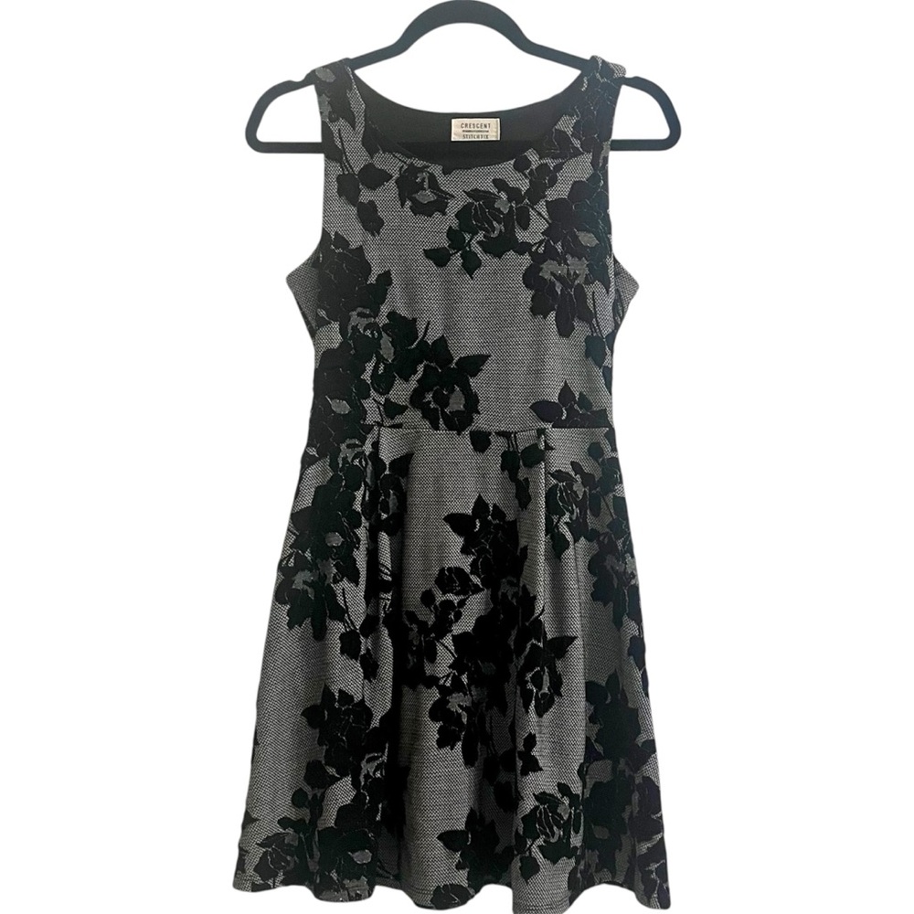 Crescent Exclusively for StitchFix // Black and Gray Floral Patterned Dress